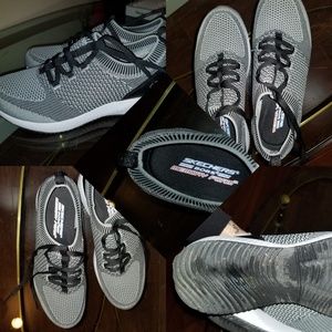 Grey Sketchers Bobs memory foam sneakera